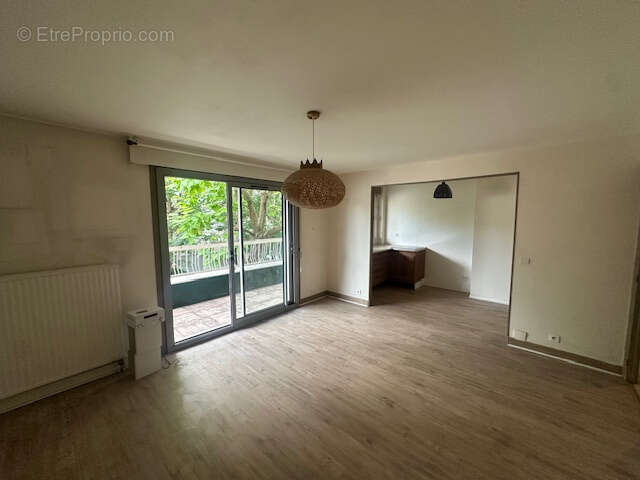 Appartement à SAINT-MAUR-DES-FOSSES