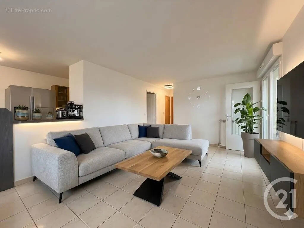 Appartement à NANDY