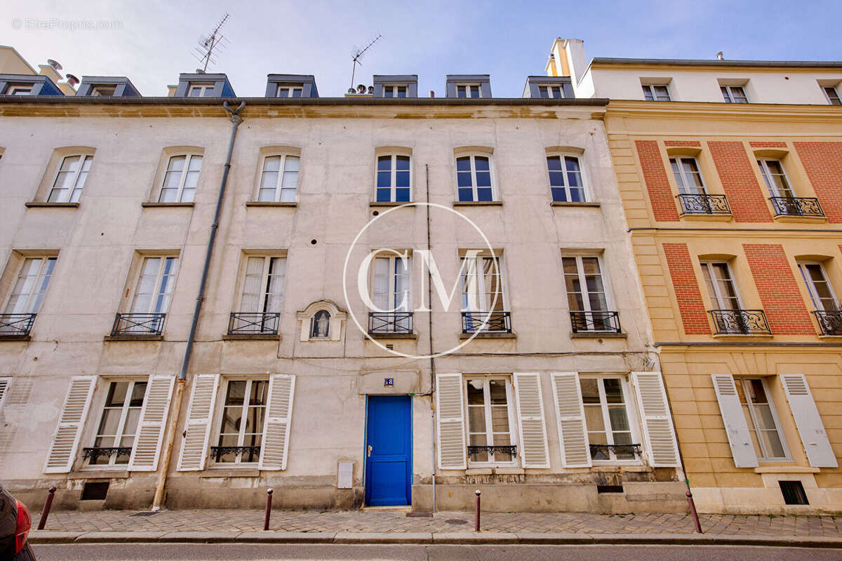 Appartement à VERSAILLES
