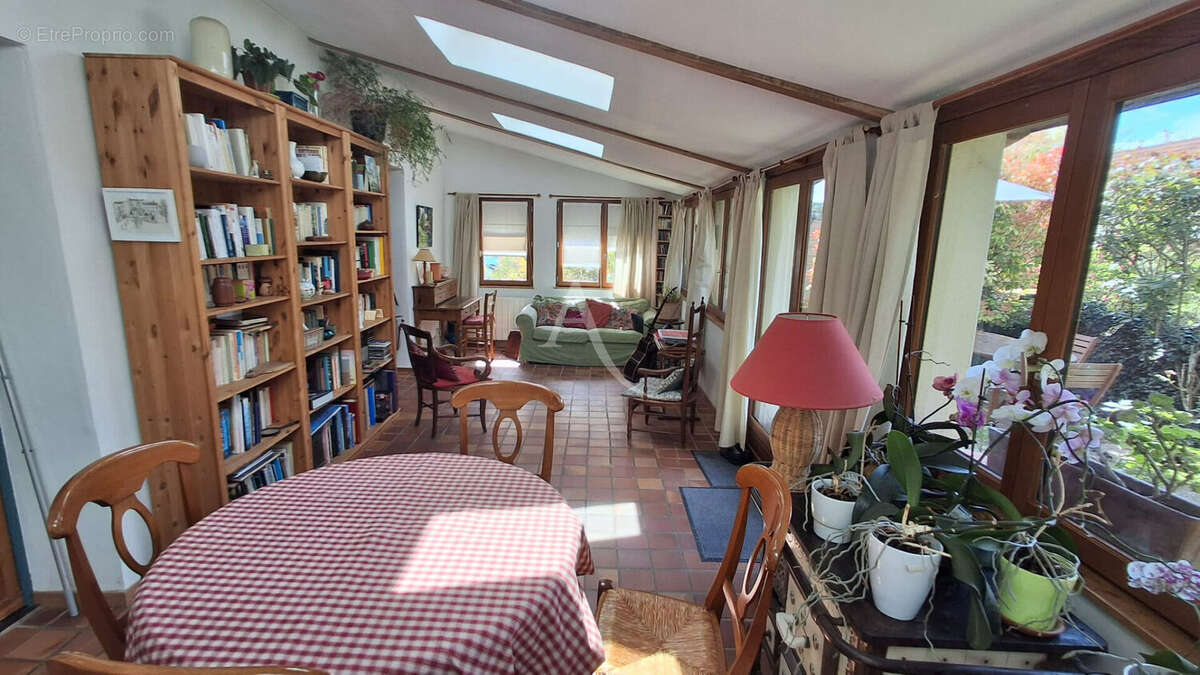 Maison à REUIL-EN-BRIE