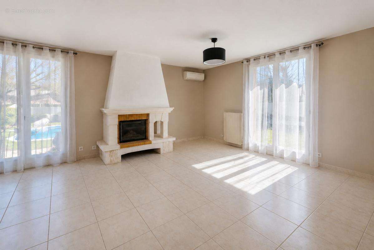 Maison t6 très bien entretenue - lumineuse - photo 6