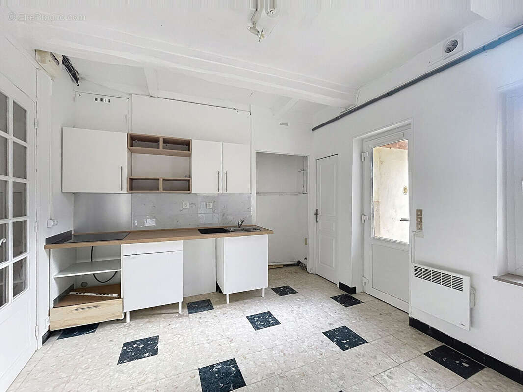 Appartement à DOZULE