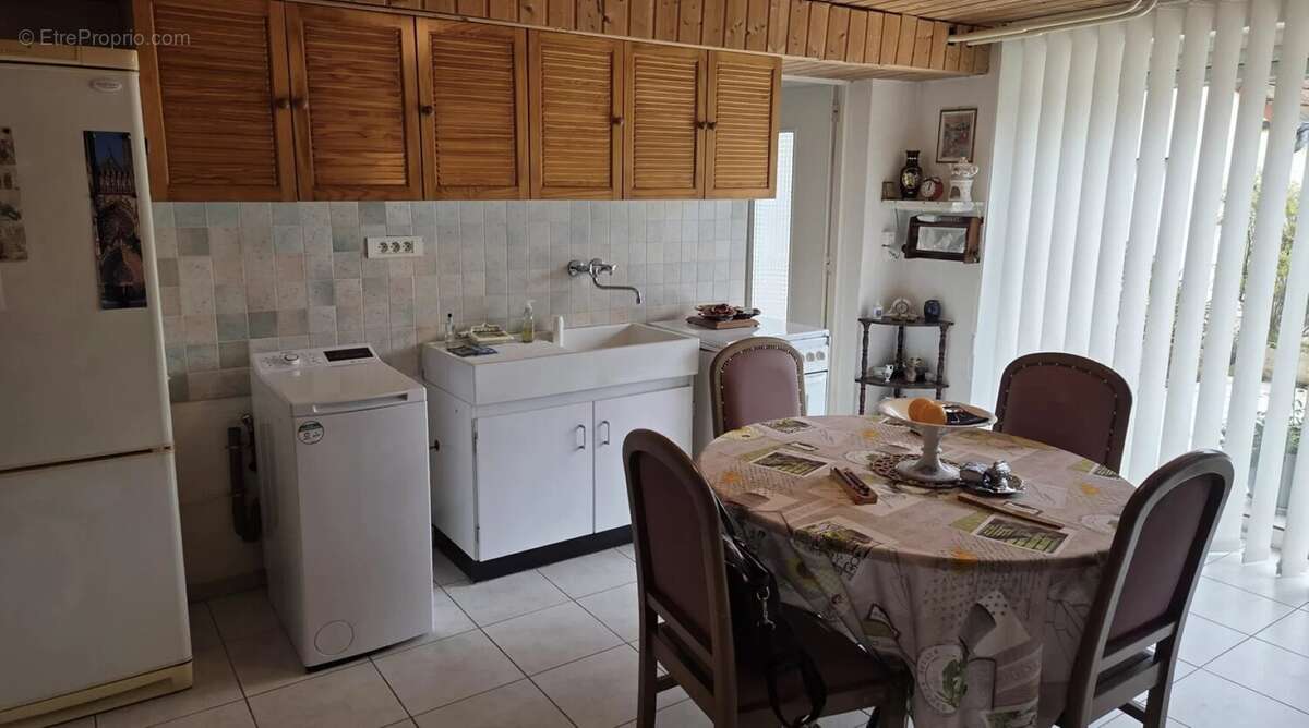 Maison à CHAMPFORGEUIL