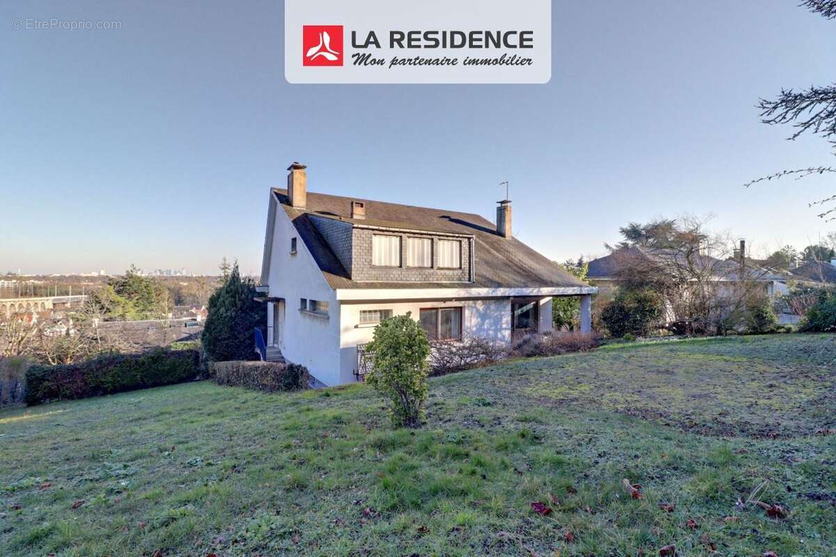 Maison à LE PECQ