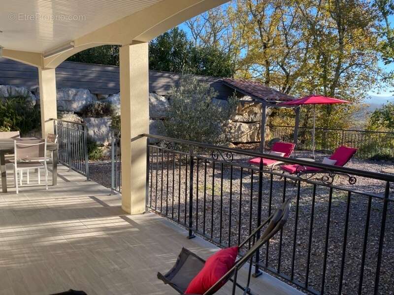 Maison à SAINT-ALBAN-AURIOLLES