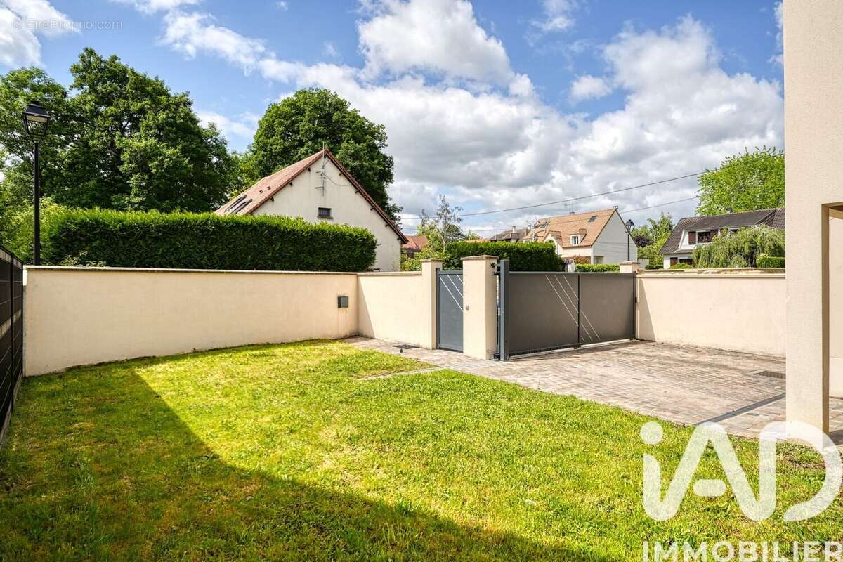 Photo 2 - Maison à LIMOURS