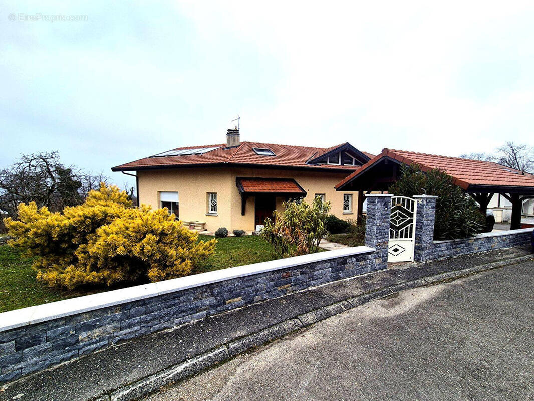 Maison à PUBLIER