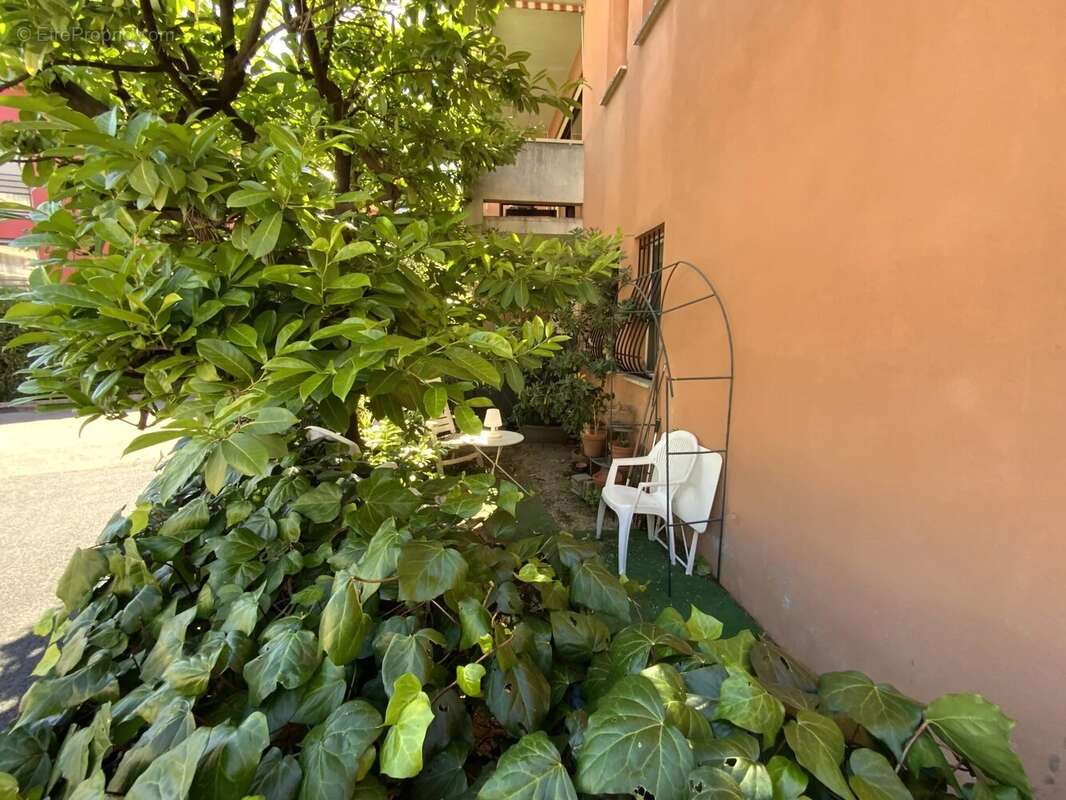 Appartement à ROQUEBRUNE-CAP-MARTIN