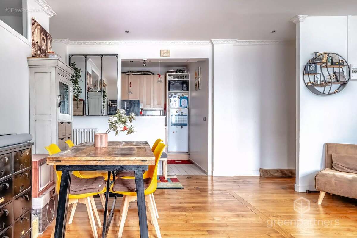 Appartement à PARIS-15E