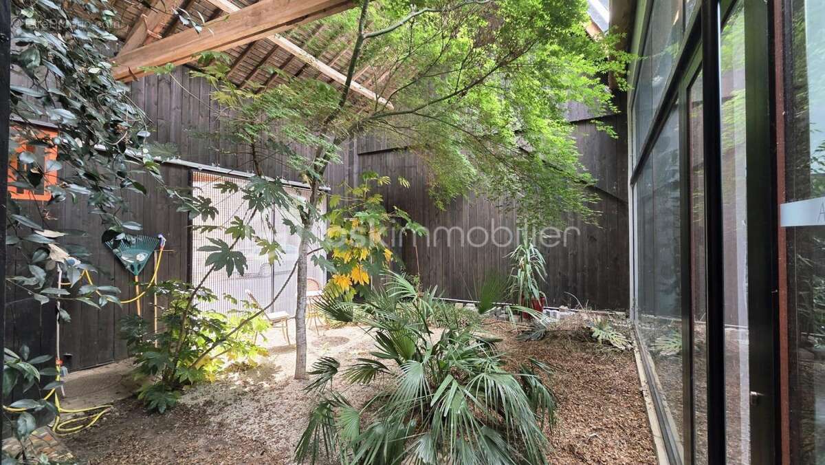 Appartement à FOUGERES