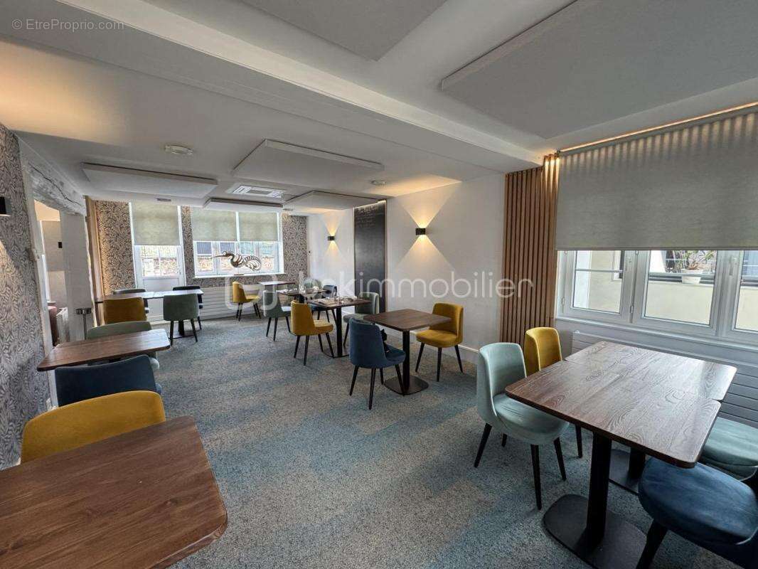 Commerce à ACQUIGNY