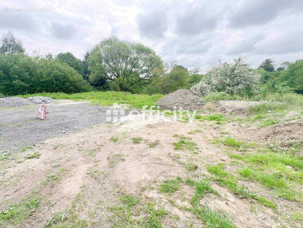 Terrain à VIRE