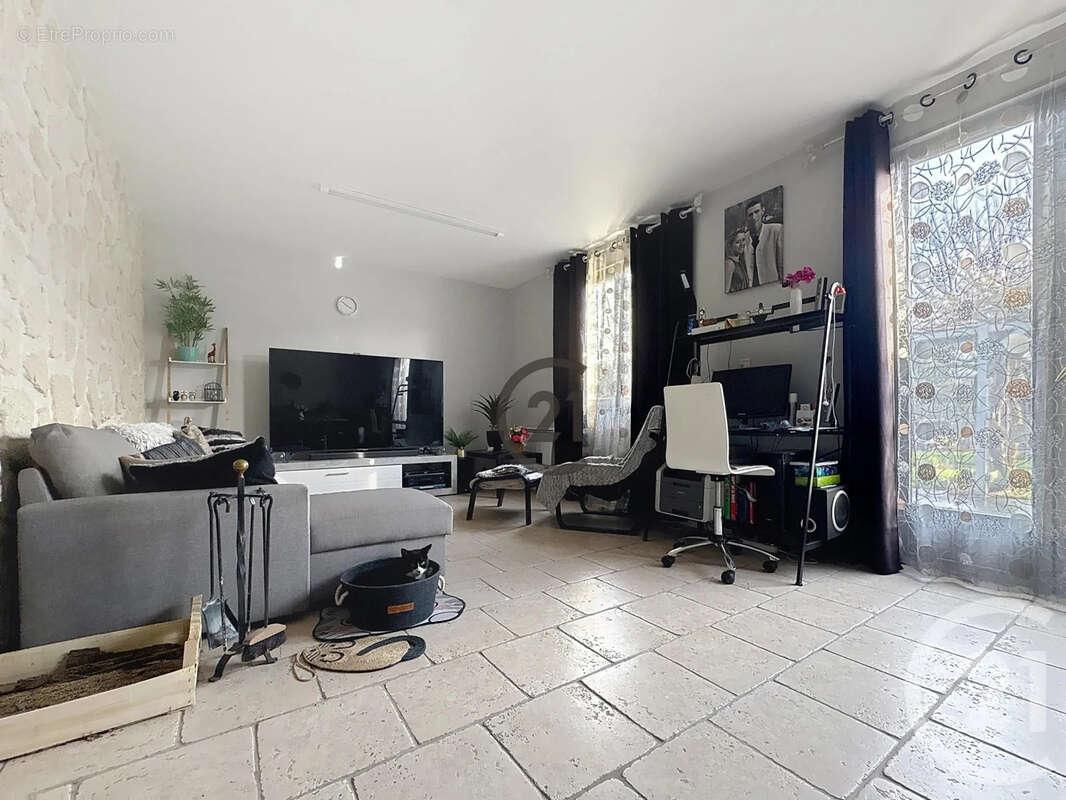 Maison à SAINTE-COLOMBE