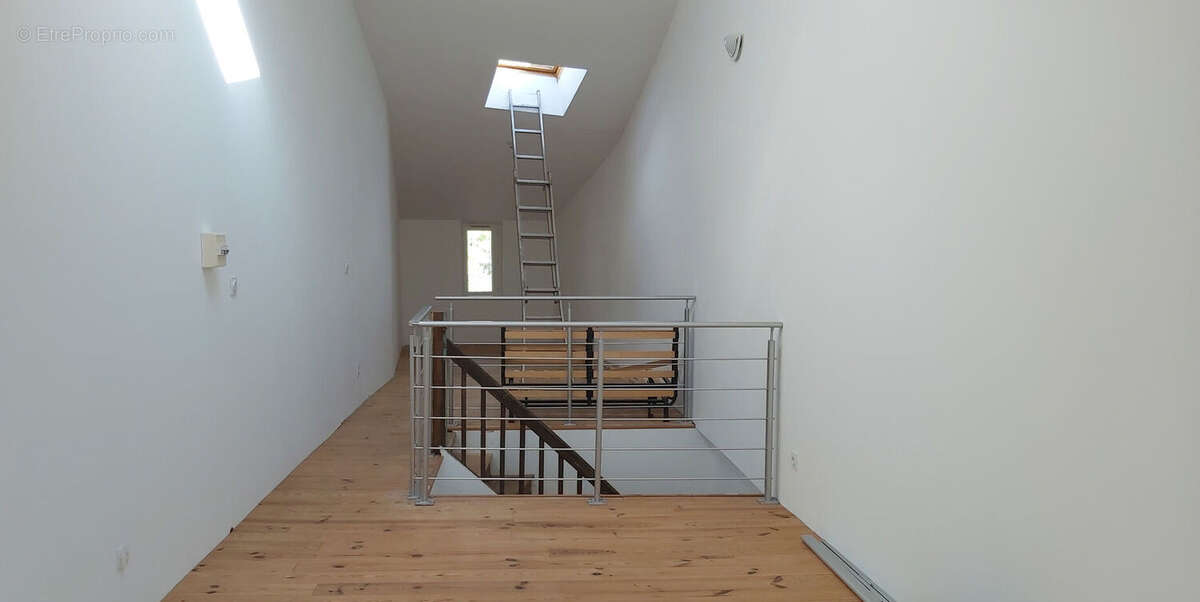 Commerce 125 m² à Nontron  - photo 5