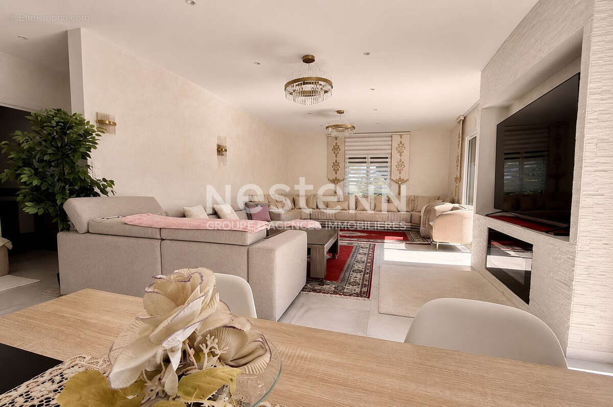 Villebarou - secteur Francillon - Maison plain-pied -  5 pièces - 4 chambres - tout accessible à pied - photo 4