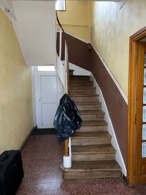 Maison à BRIENON-SUR-ARMANCON