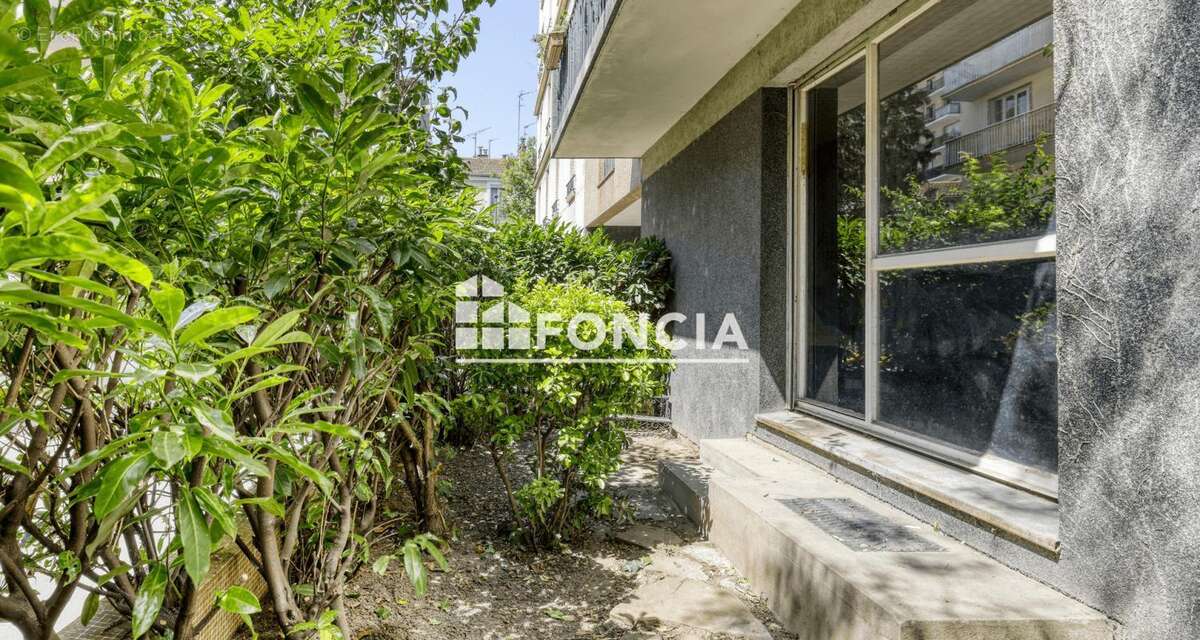 Appartement à ISSY-LES-MOULINEAUX