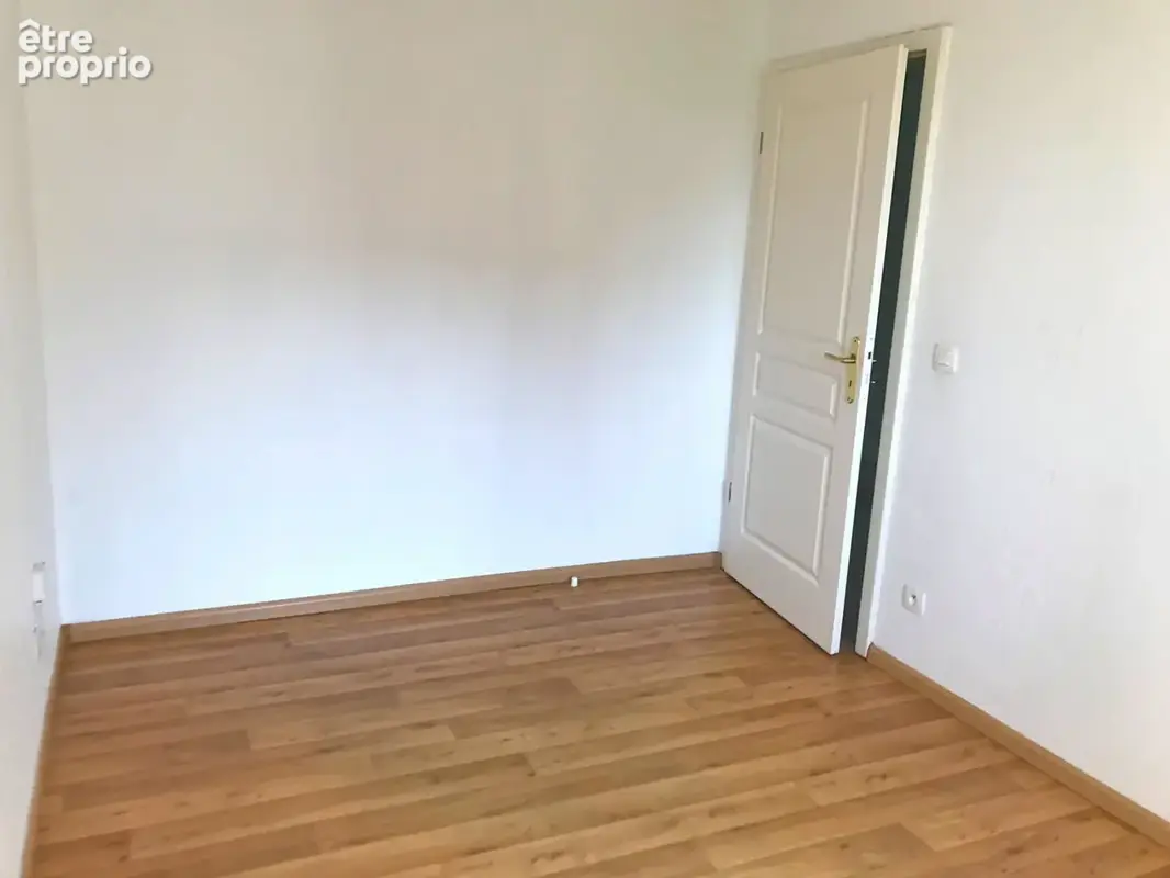 Strasbourg  Cronenbourg Appartement  4 pièce(s) 77.38 m2 - photo 5