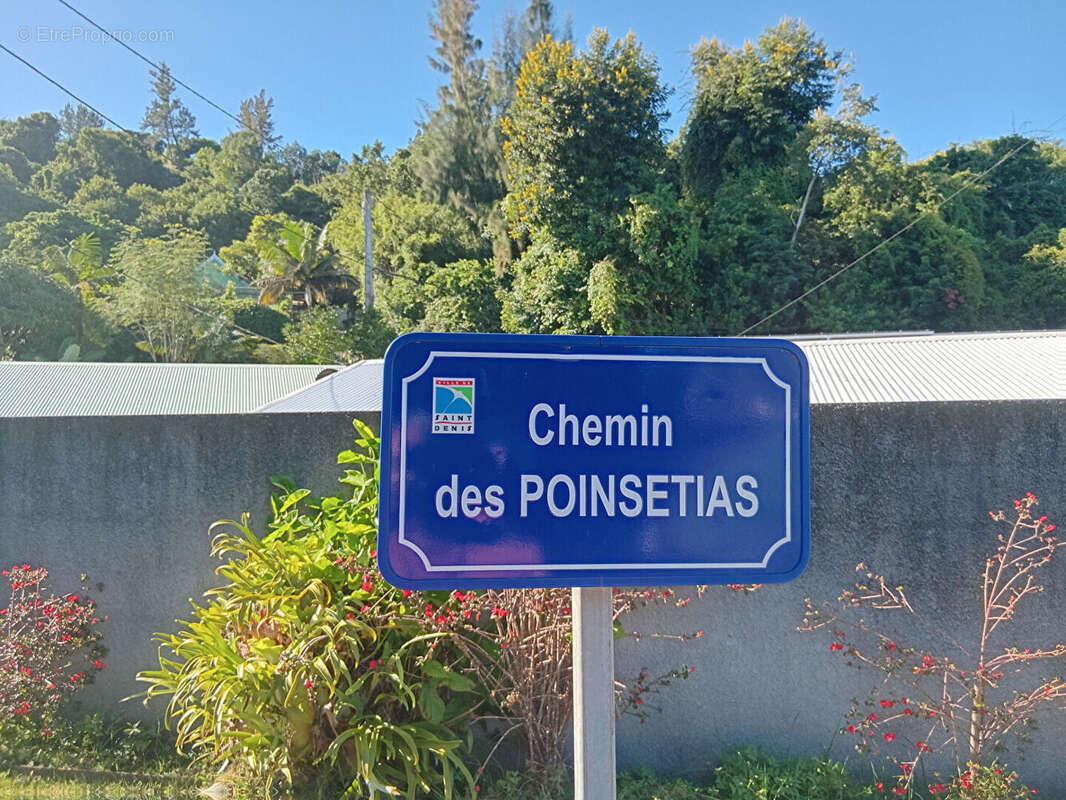 Terrain à SAINT-DENIS