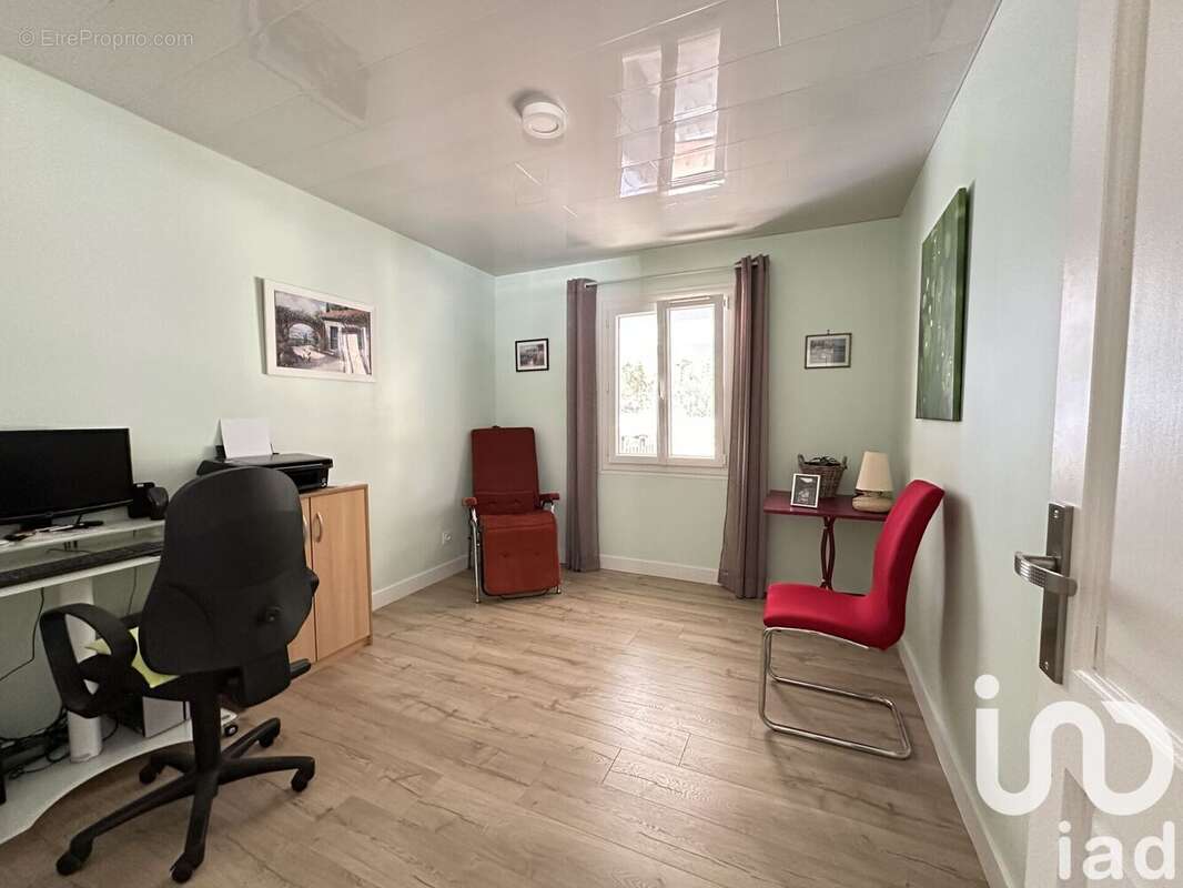 Maison 179 m² à Labastide-Marnhac  - photo 8