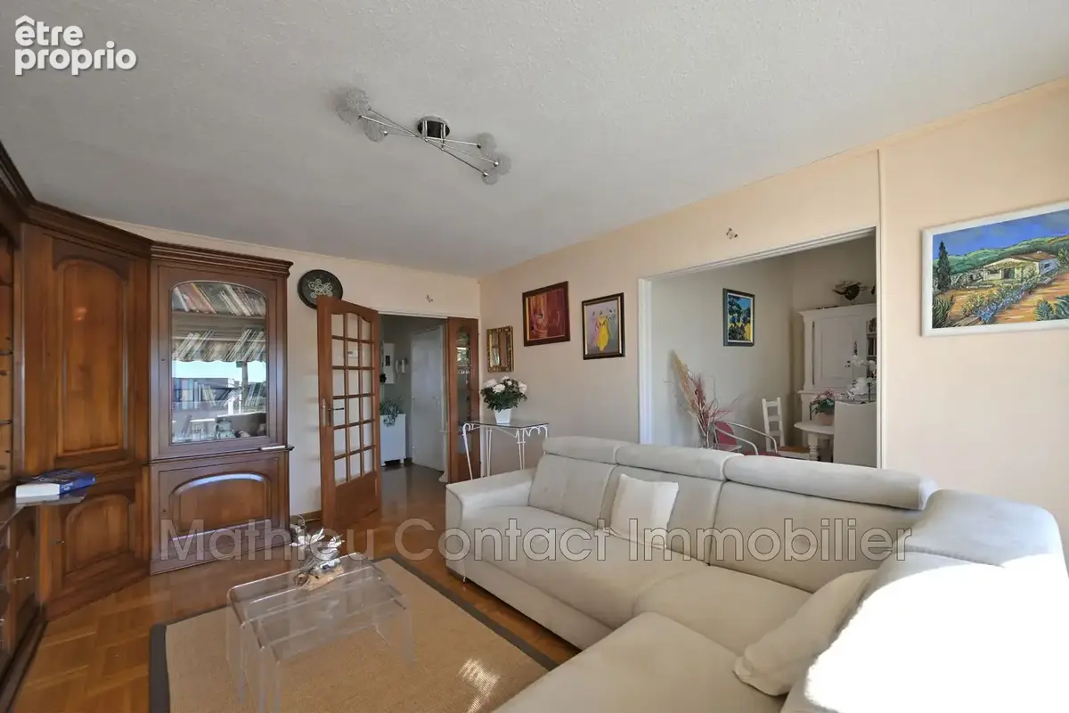 Appartement 114 m² à Nimes  - photo 3