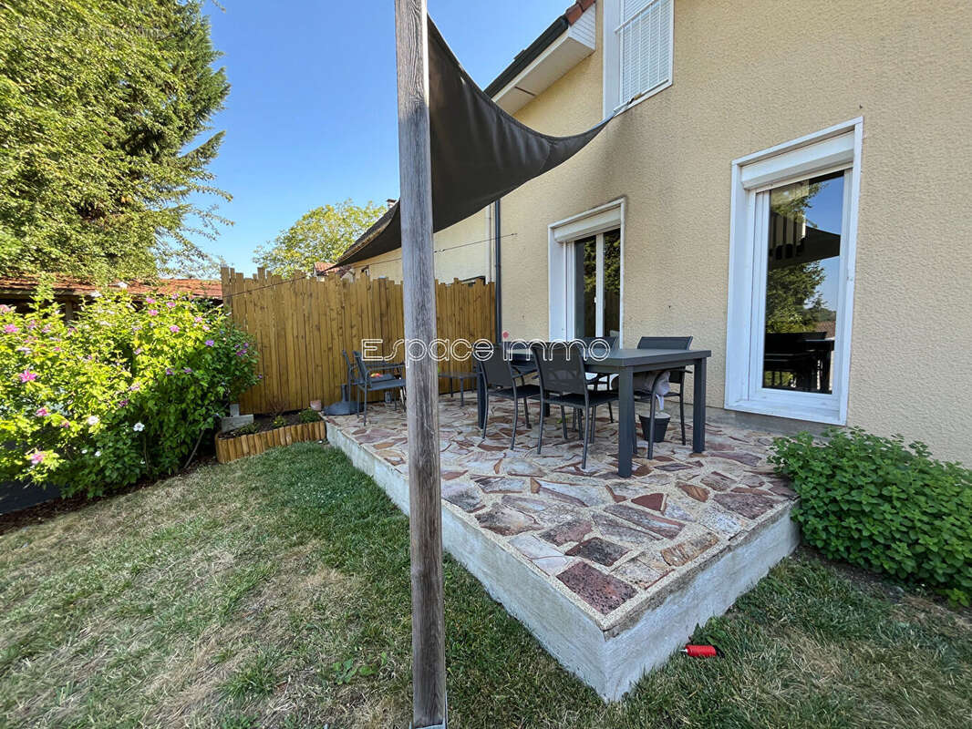 Maison avec jardin et garage - 3 chambres - notre-dame-de-bondeville - 102 m² - photo 2