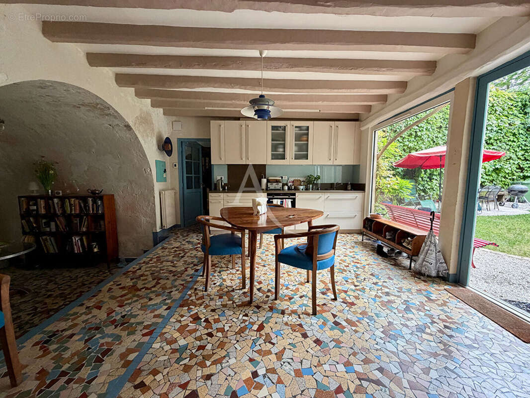 Maison à ROCHECORBON