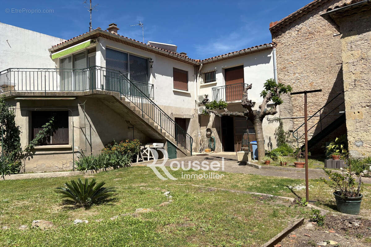 Maison à POUSSAN