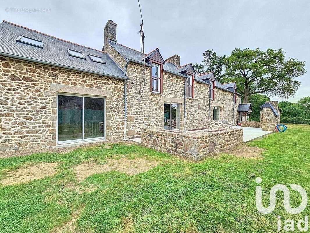 Photo 2 - Maison à SAINT-OUEN-DES-ALLEUX