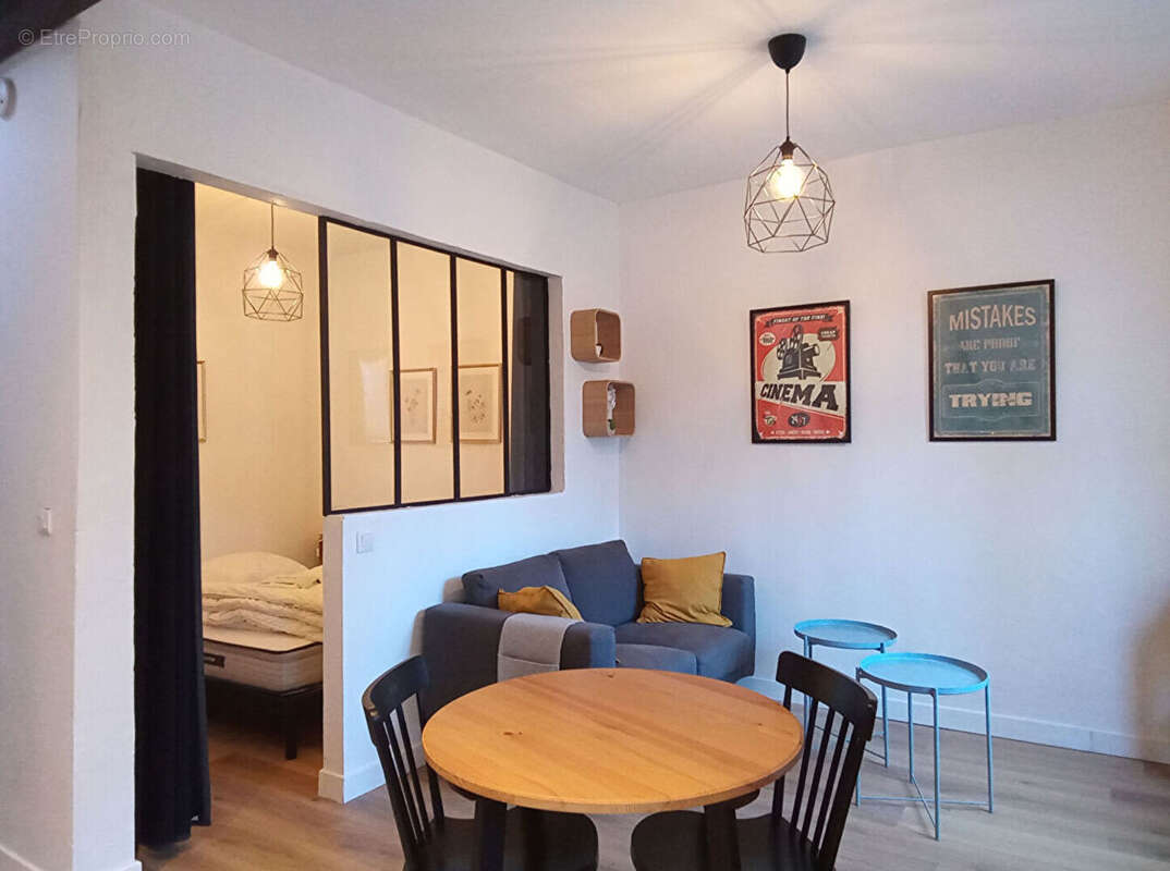 Appartement à MARSEILLE-2E