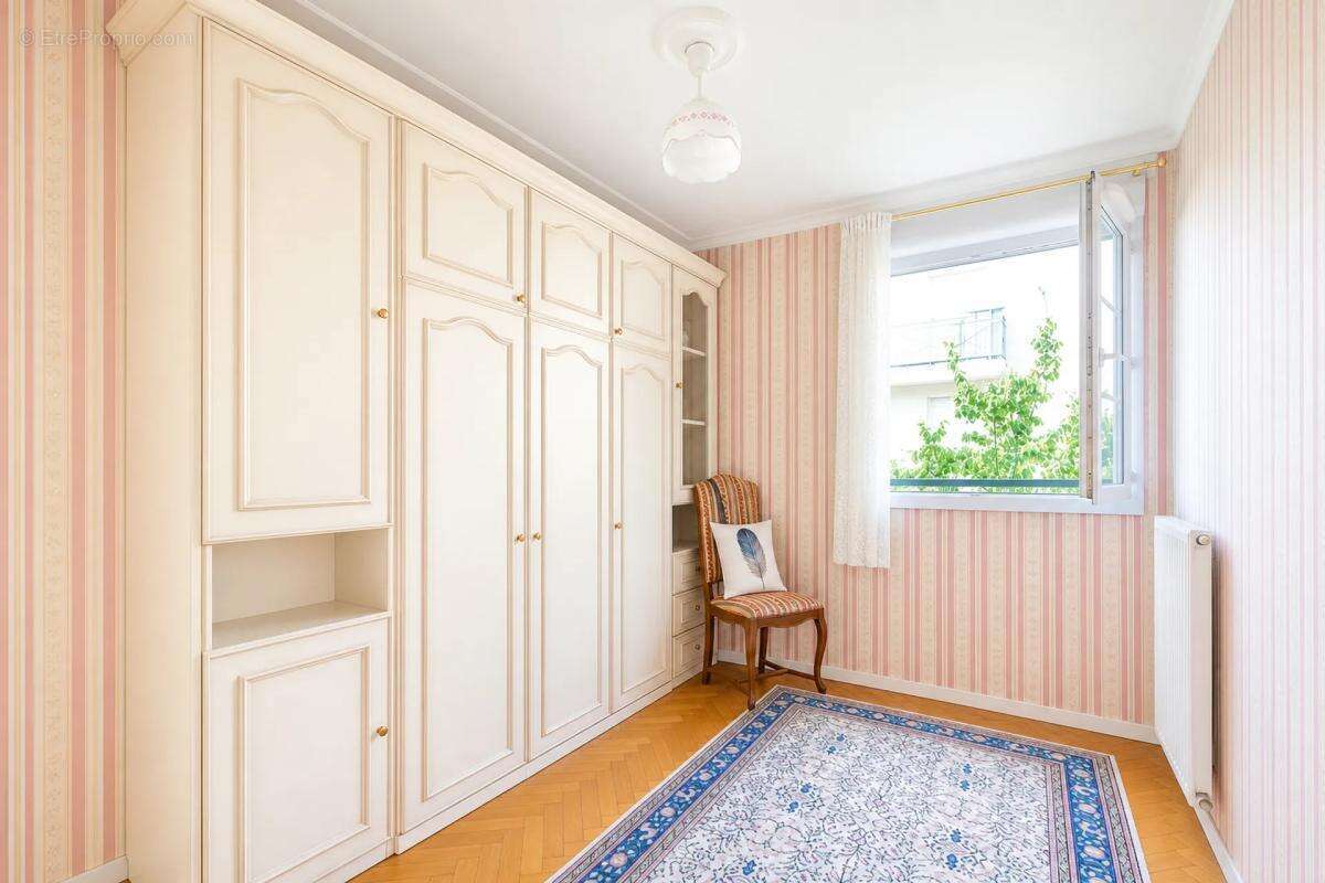 Appartement à NANTERRE