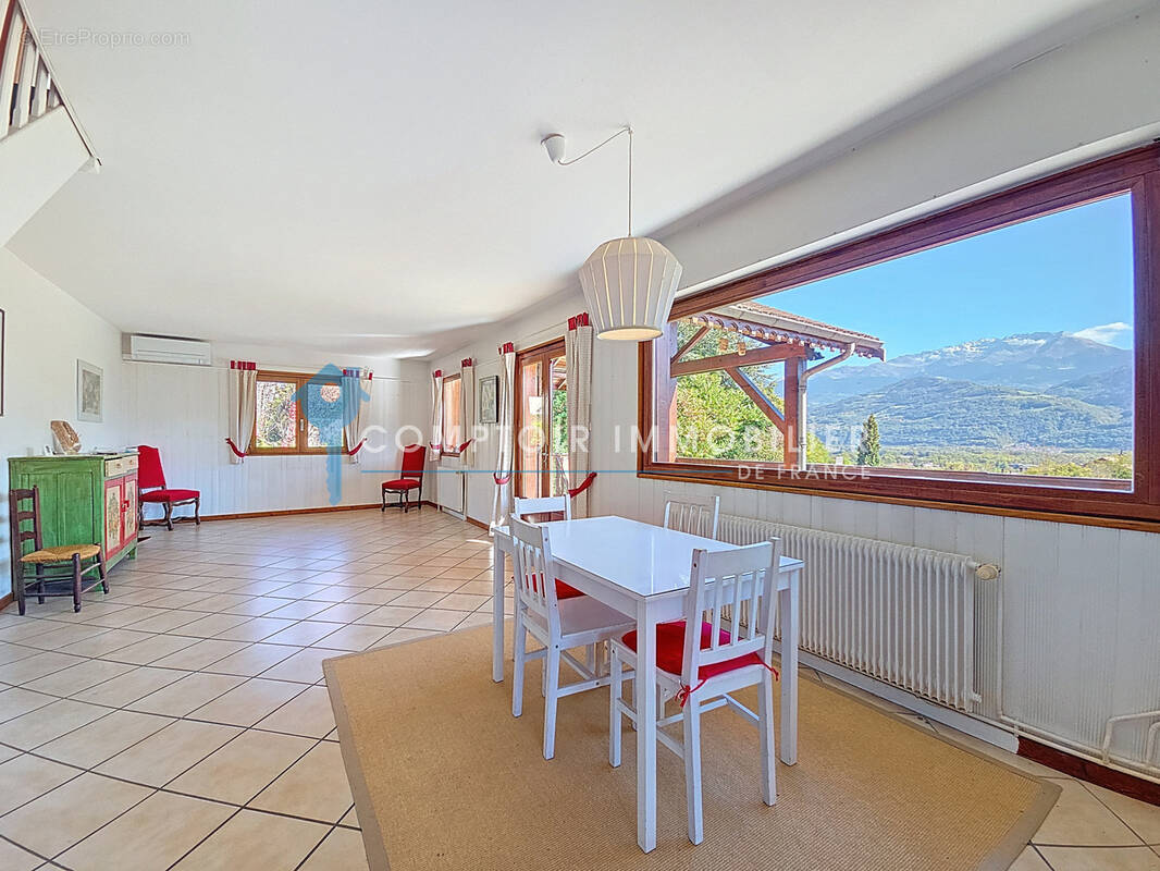 Maison à BERNIN