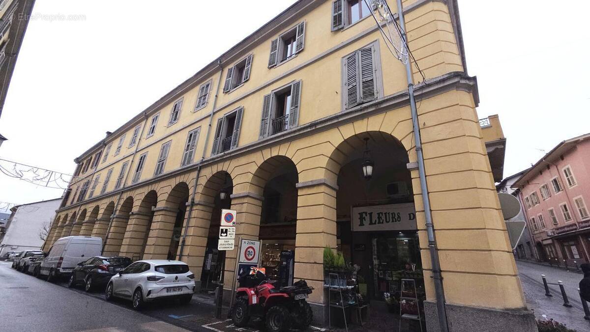 Appartement à SAINT-JEAN-DE-MAURIENNE