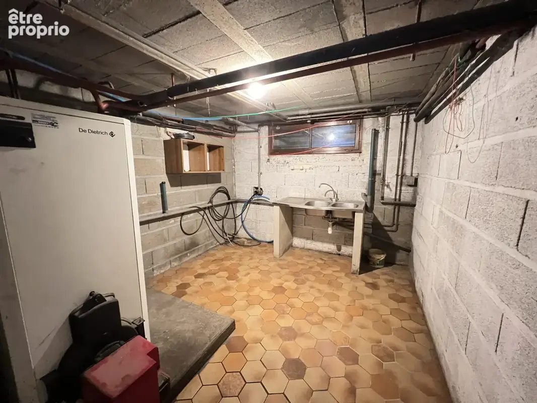 SANDILLON Maison familiale 5 chs - sous-sol / hangar - photo 15