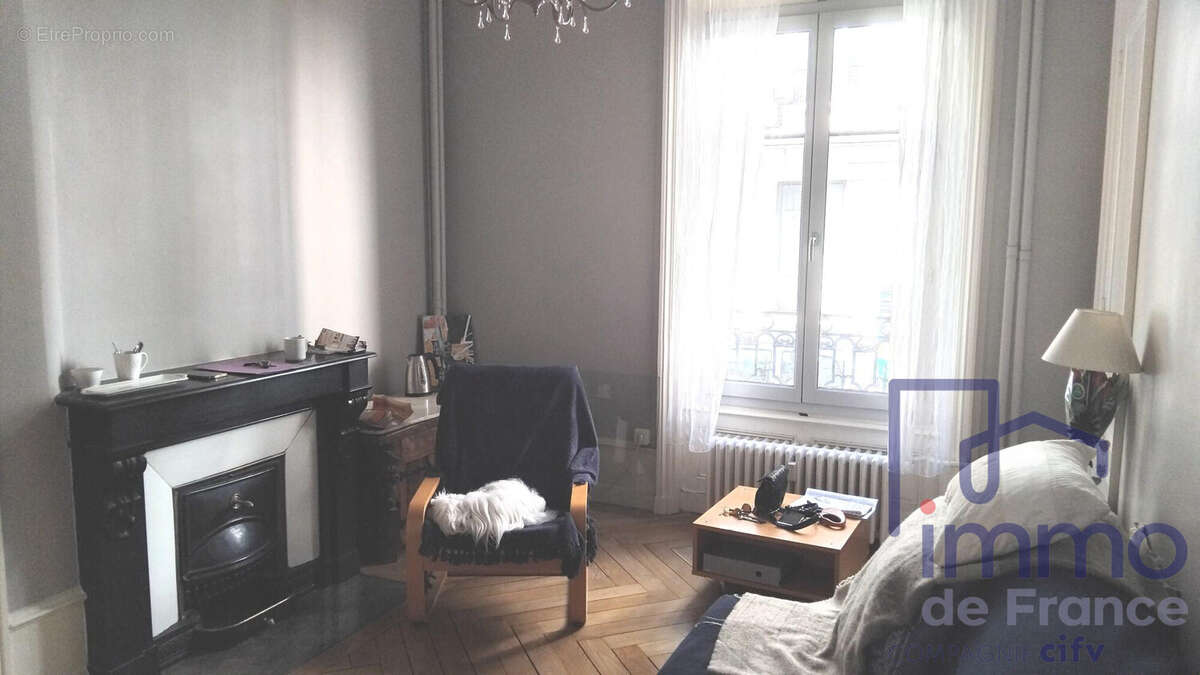 Appartement à SAINT-ETIENNE