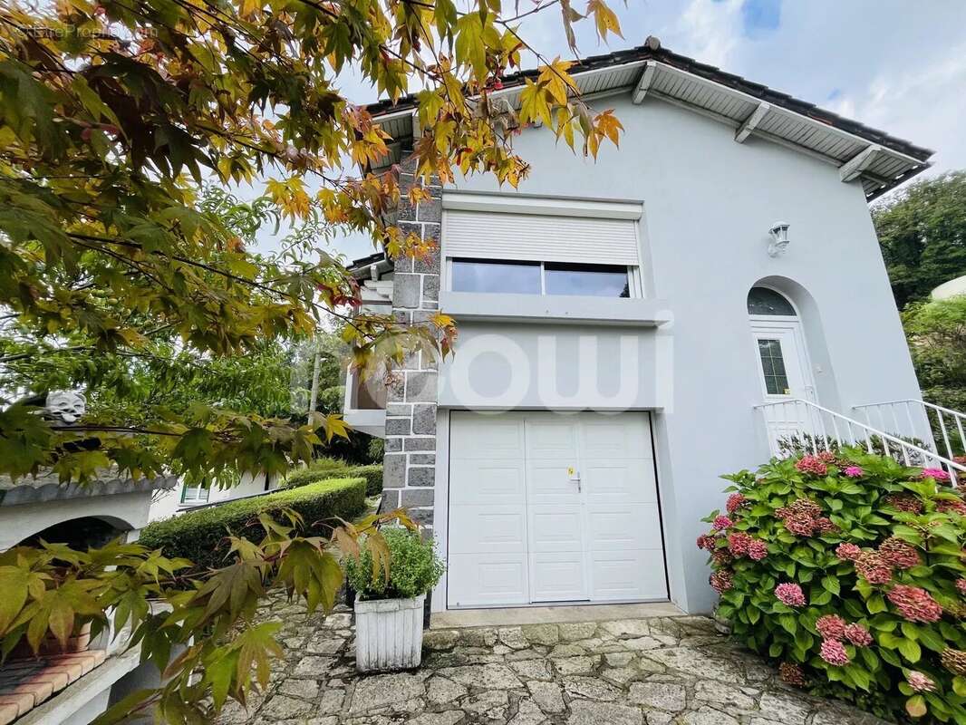 Maison à CHATELGUYON