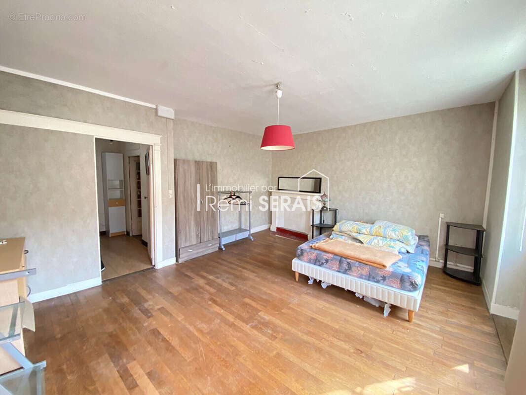 Maison de bourg avec volumes généreux et potentiel d'aménagement - photo 6