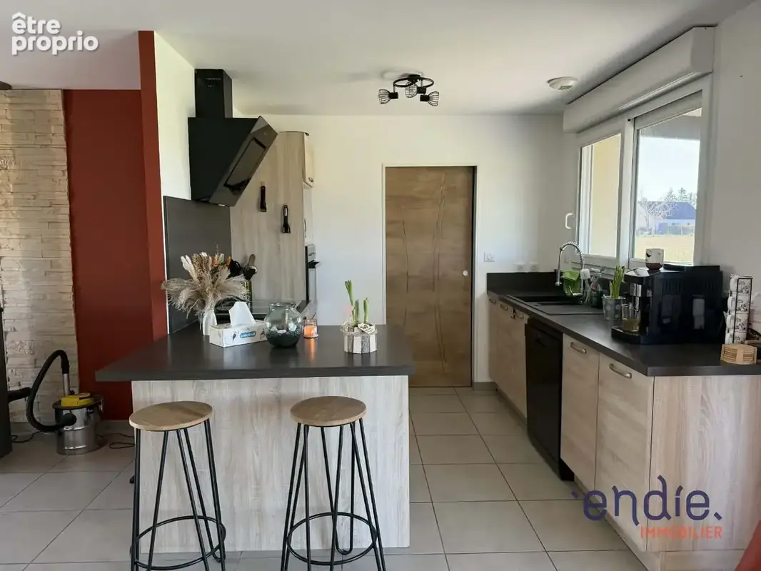 Maison 5 pièces 92 m² à vendre à Diou (03290) - photo 5