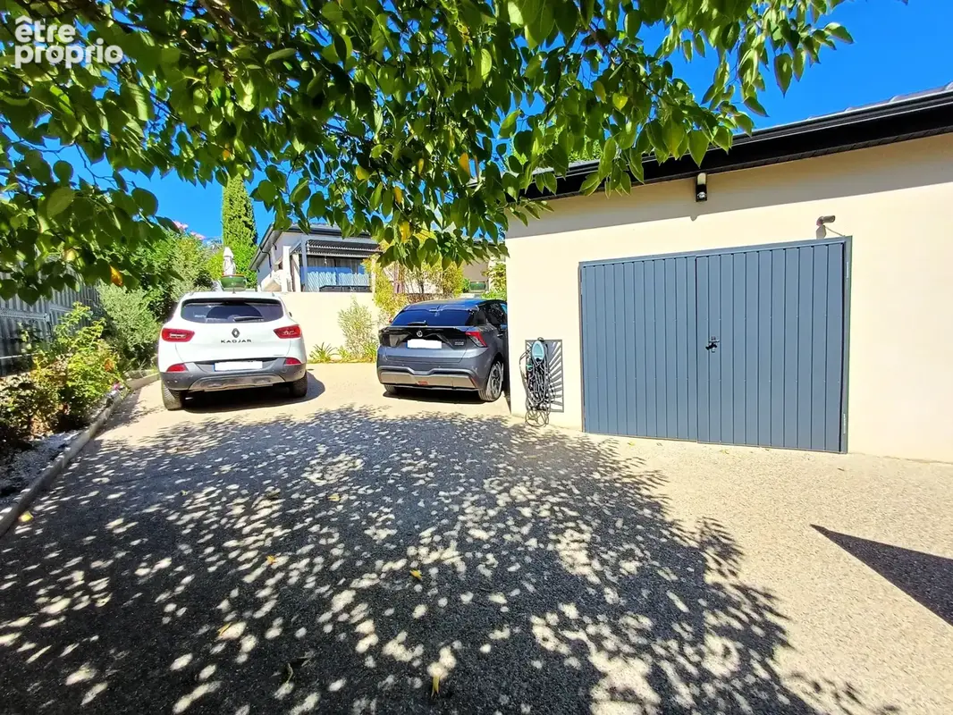 Maison moderne plain-pied 134 m2, 4 chambres, piscine, garage, DPE A sur parcelle de 805 m2 - photo 17