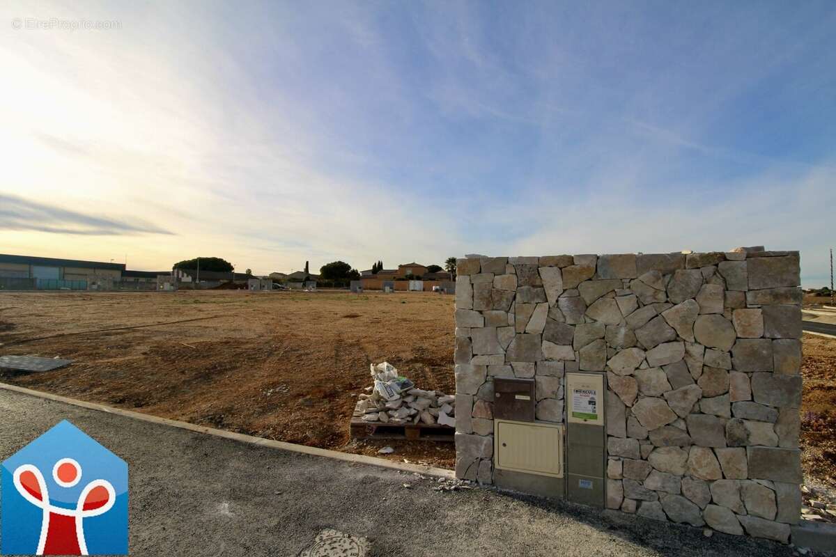 Terrain à PORTIRAGNES