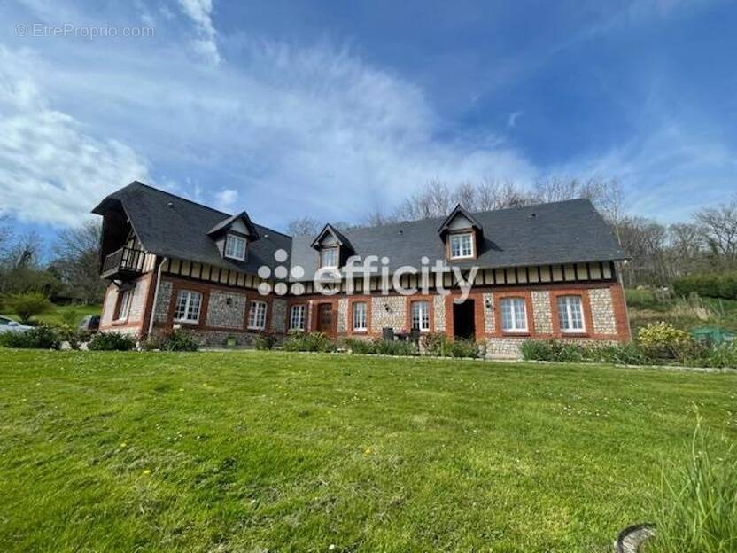 Maison à COLLEVILLE