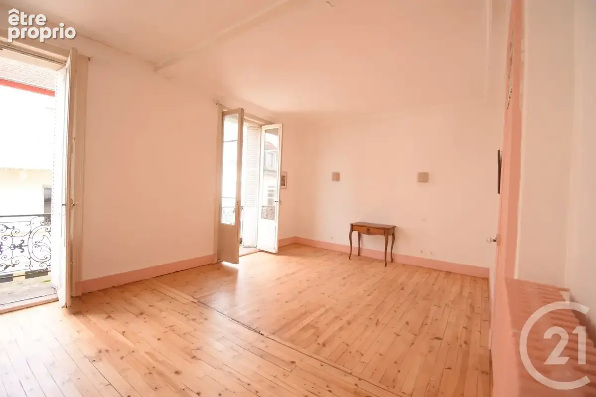 Appartement 113 m² à Vichy  - photo 8