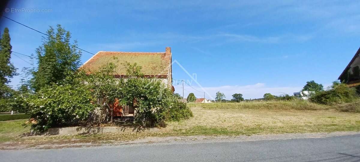 Maison à SAINT-HILAIRE