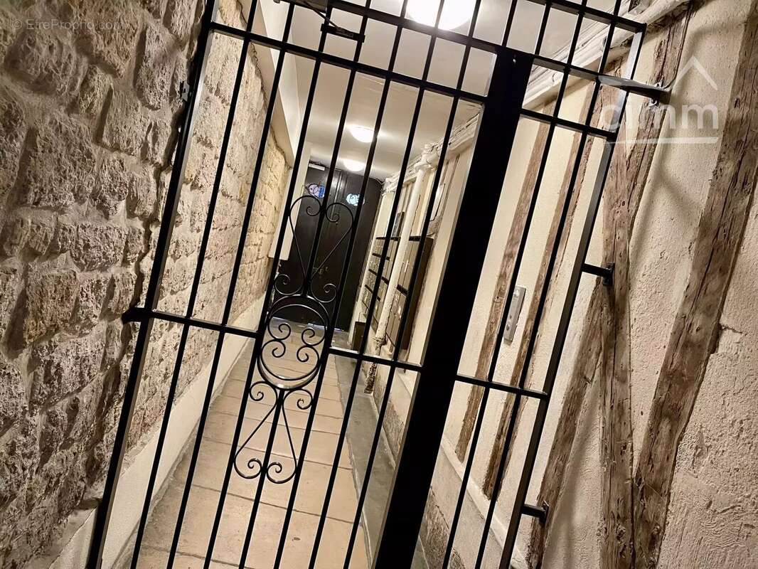 Appartement à PARIS-2E