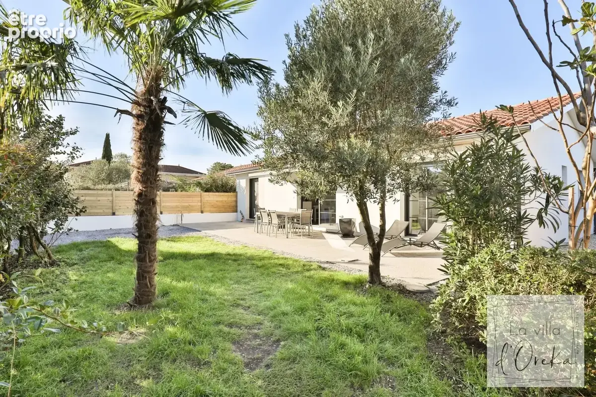 Agréable Maison de 107m2 avec terrasse et jardin proche du centre-ville - photo 3