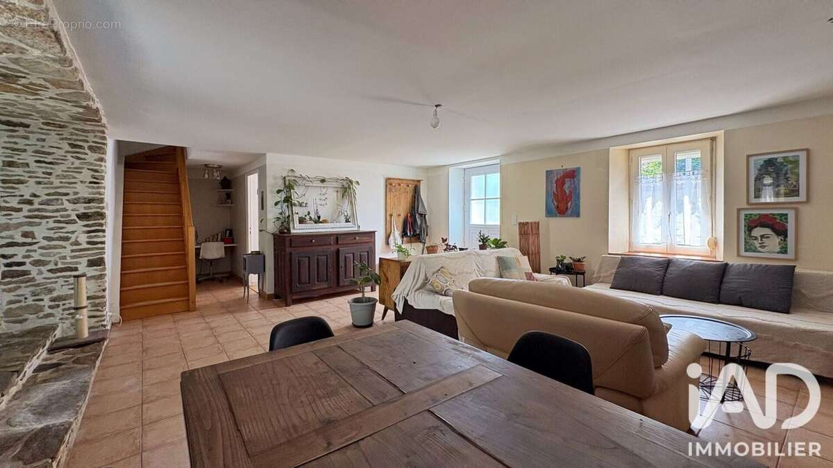 Photo 3 - Maison à PLUVIGNER