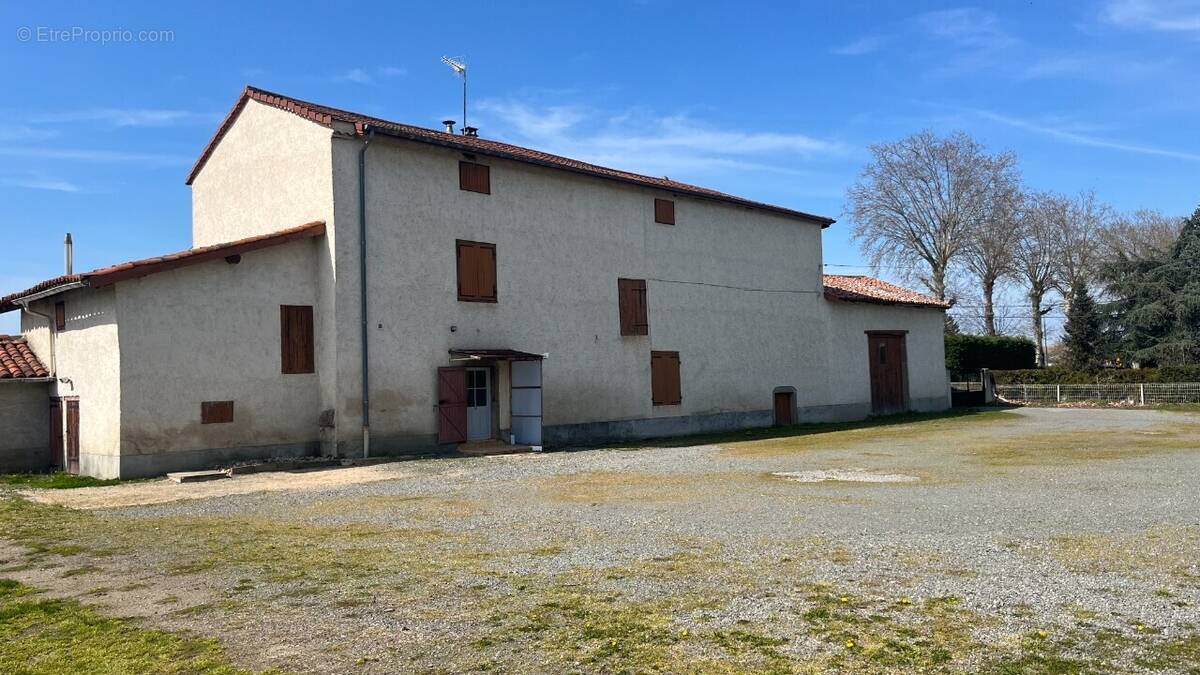 Maison à CIVENS