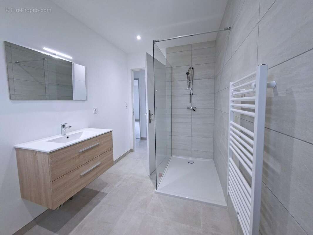 Maison 100 m² à Saint-Etienne-Sur-Reyssouze  - photo 5