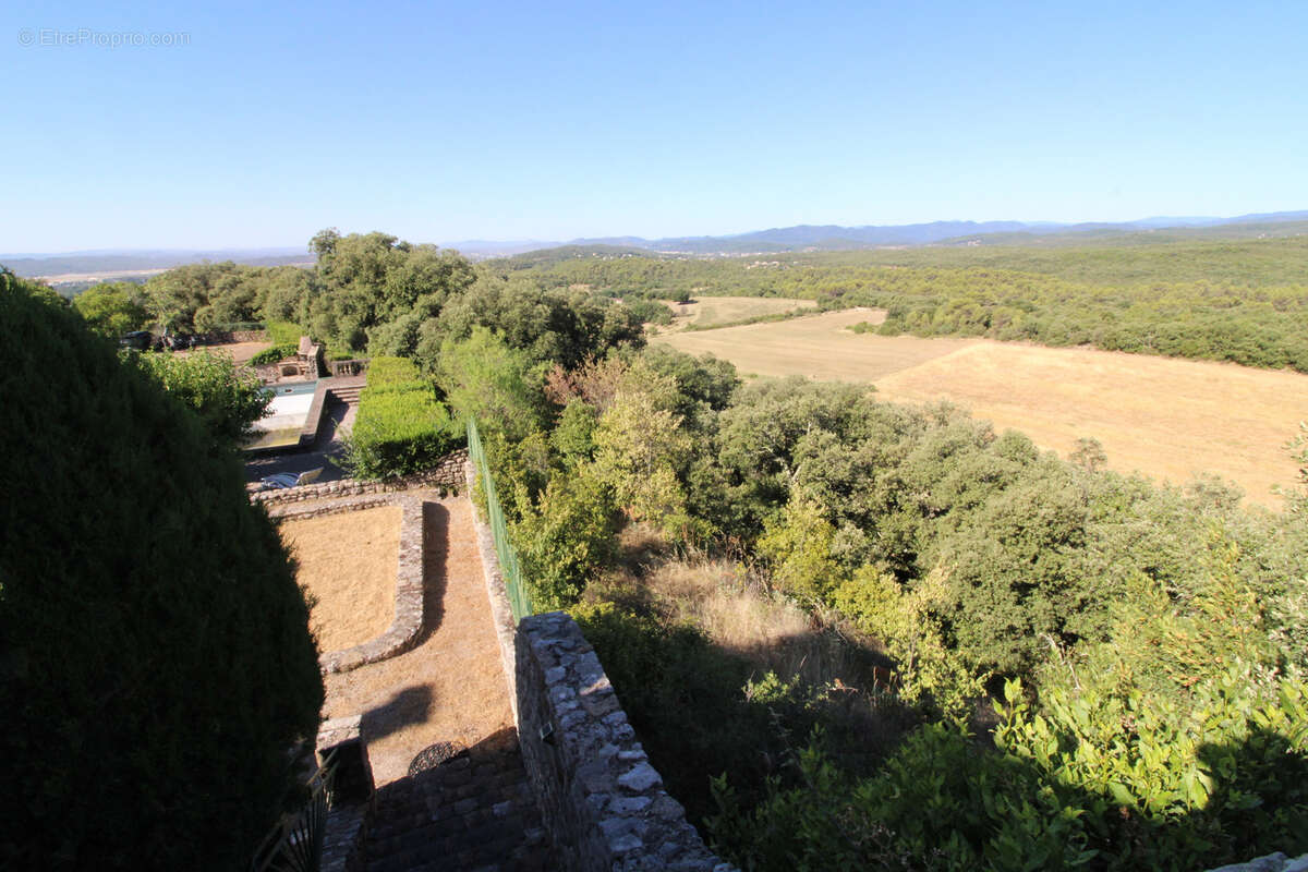 Maison à ROUSSON