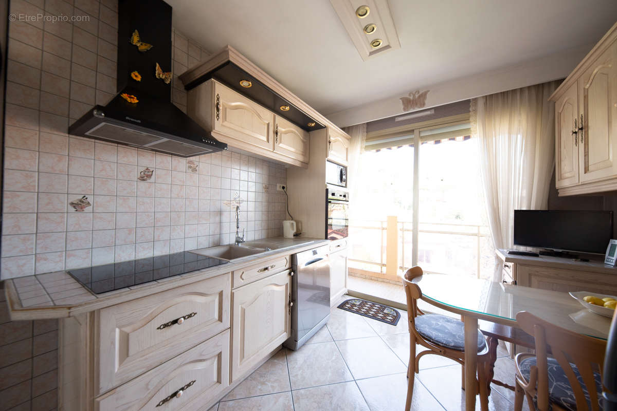 Appartement à MANDELIEU-LA-NAPOULE